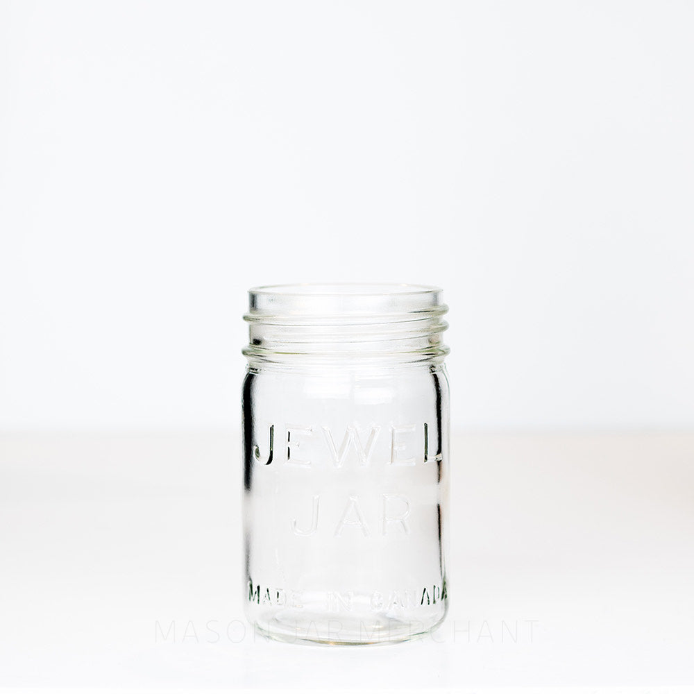 Vintage gem mouth 13 oz mason jar with Jewel Jar logo, on a white background