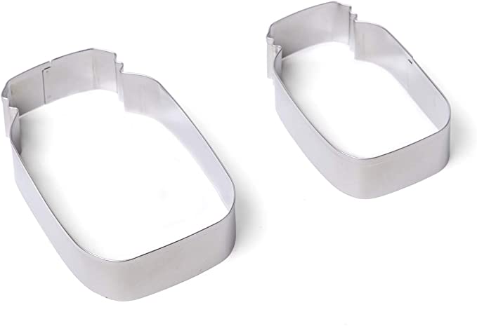Photo of a mason jar cookie cutter set