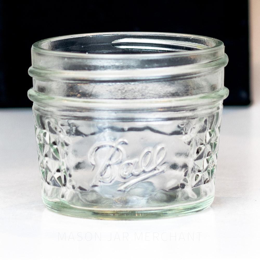 Ball Quilted Regular Mouth Quarter Pint Mason Jar