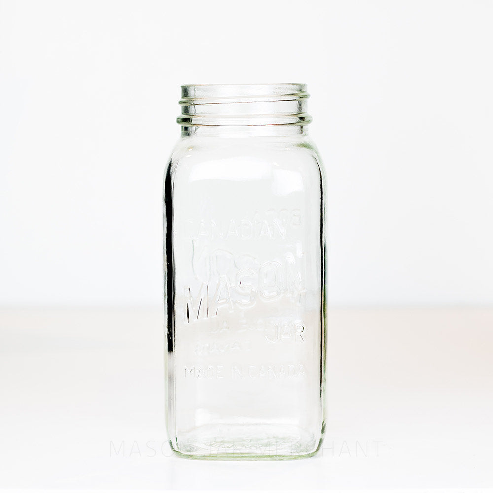 Regular mouth quart mason jar with Canadian Mason logo, against a white background 