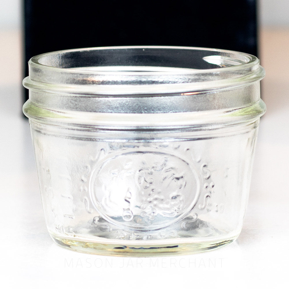Close-up of the detail on a Wide mouth half pint mason jar