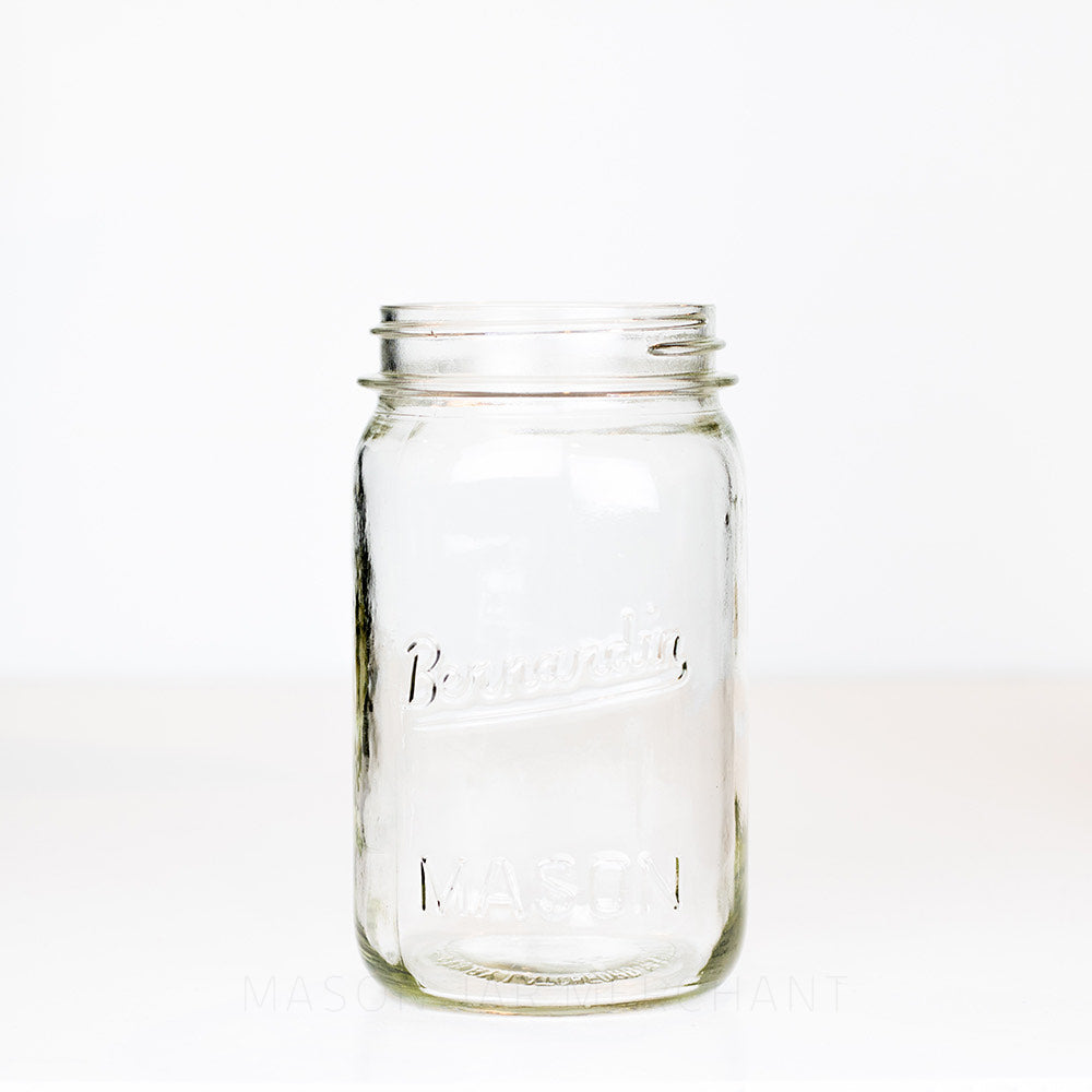 Wide mouth quart with Bernardin Mason logo, on a white background 
